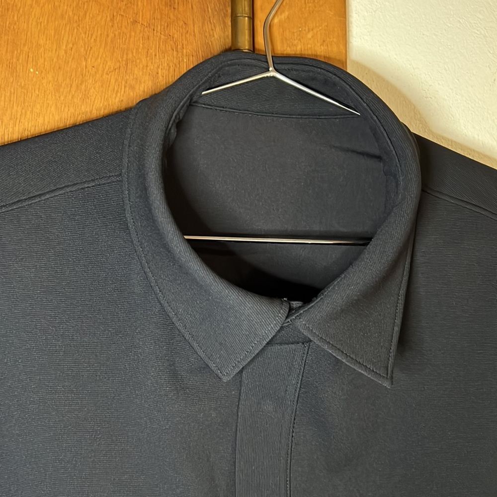 Lululemon jacket - Picture 2 of 4